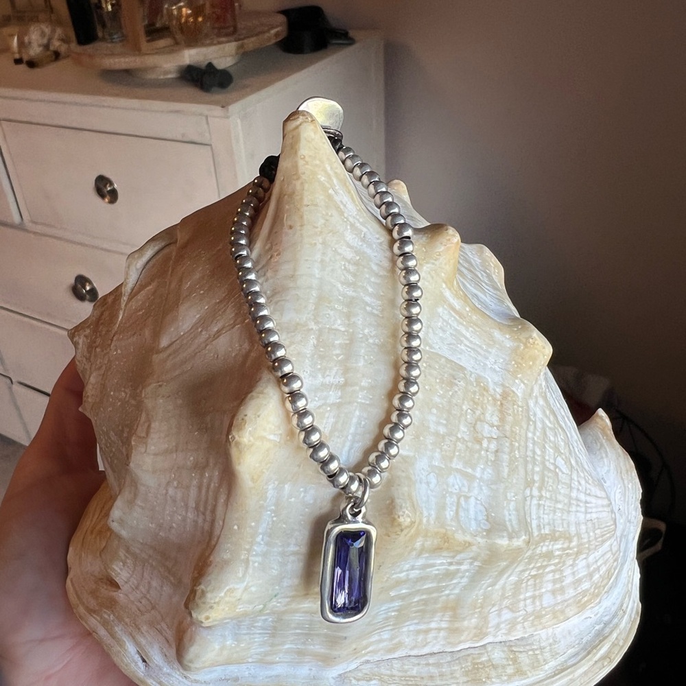UNO De 50 Elegant Silver Bracelet with Purple Pendant